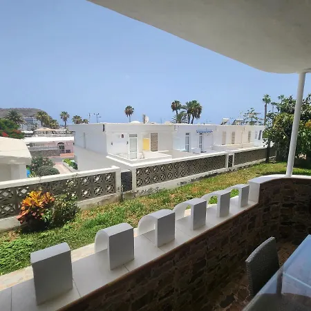 Apartment Modern Ground Floor , A Few Steps From The Mogan