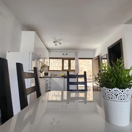 Modern Ground Floor , A Few Steps From The Appartamento Mogán